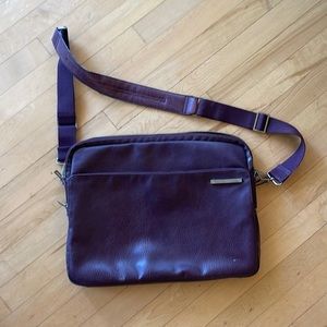 Matt And Nat Vegan Leather Laptop Shoulder Bag